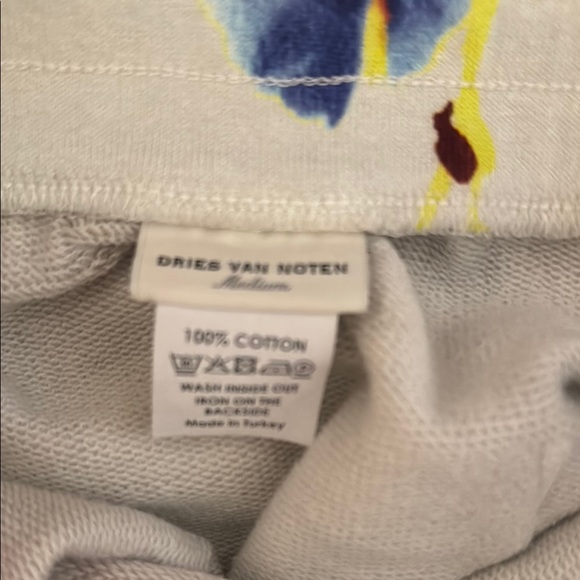 Dries Van Noten Floral Women's Shorts size Medium - Picture 3 of 7